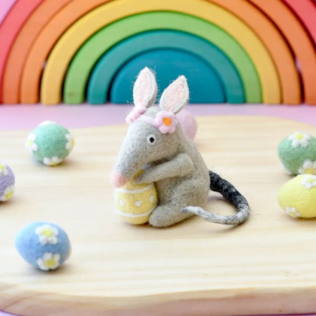Felt Bilby with Easter Egg